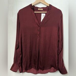 NWT long sleeve v-neck half-button blouse, sz small